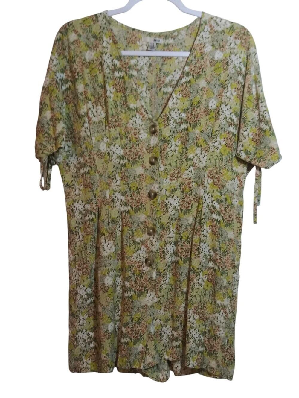 Amuse Society Floral Cream Green Brown Printed Romper Button Short Sleeve Sz M